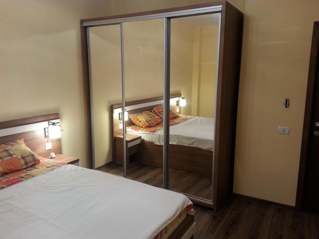 קונסטנצה Constantin Lake View Apartment מראה חיצוני תמונה